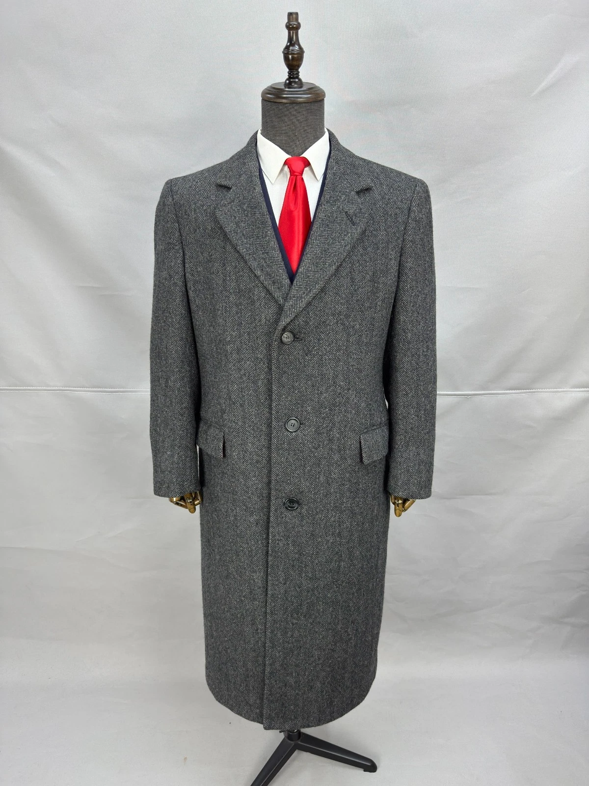 Vintage Mens Coat 100% Pure Wool Gray Herringbone Classic Overcoat US 42R 44R