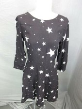 NWT GAP SIZE 4 WOMENS BLACK STARS PATTERN 100%VISCOSE 3/4 SLEEVE FLARE DRESS 076