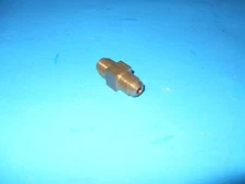 Dometic 48902 gas fitting  3/8" NPTM X 5/8" SAE 