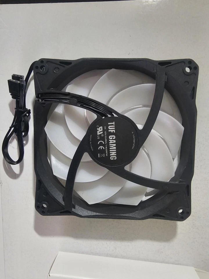 ASUS TUF Gaming TF120 ARGB 120mm Case Fan - Black - Image 3 of 4