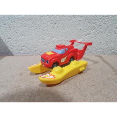 Mattel DGK63 Blaze & the Monster Machines Blaze Bath Supersonic Speedboat Toy