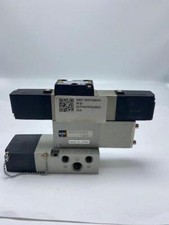 SMC NVFS2600-5FZ-02T Solenoid Valves Assembly w/ Manifold Block