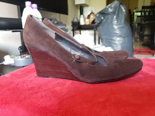 Women's Bass Size 8.5M Brown Leather Suede Wedge High Heels - Picture 2 of 11