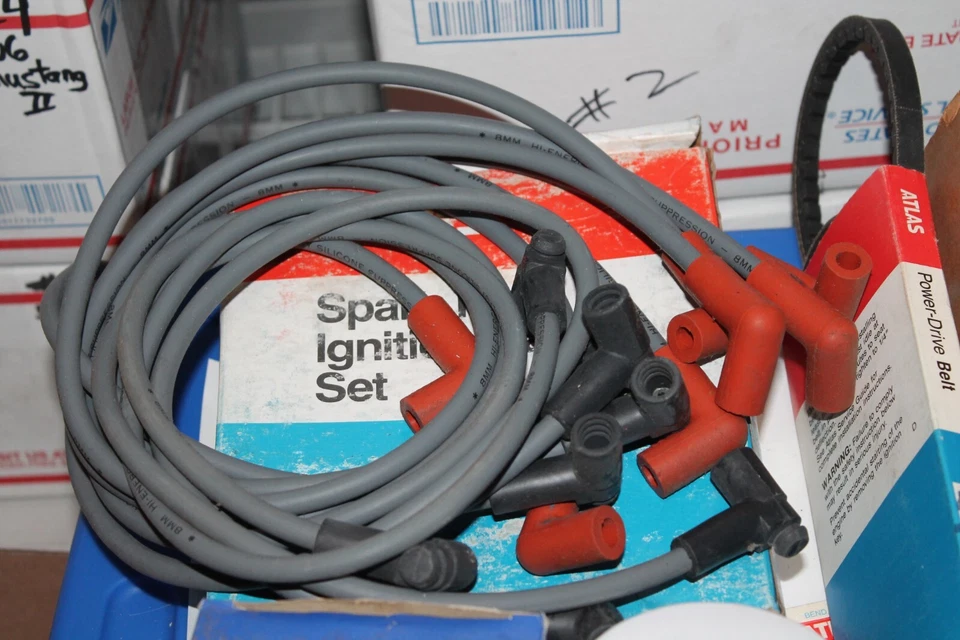 Chevrolet Monza V8 1975-1976-1977-1978-1979 puesta a punto, cables, tapones, bobina, módulo, tapa Foto 2 de 4