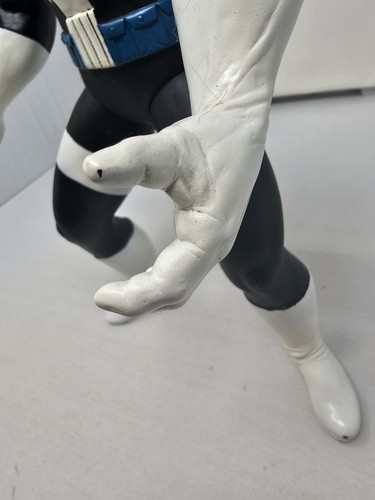 Toy Biz 1991 Punisher 15 Inch Figure. Mail Away. Hard to Find. - Picture 4 of 7