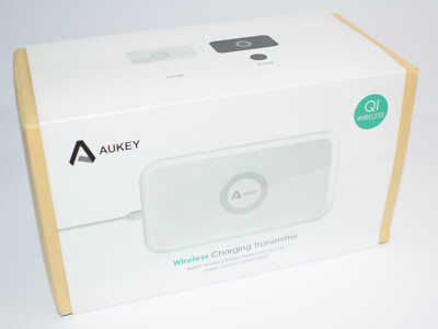 AUKEY Wireless Charger Qi Induktive Ladestation schwarz in OVP