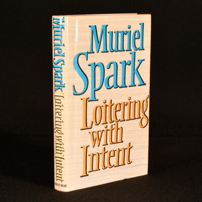 1981 Loitering mit Absicht von Muriel Spark Erstausgabe