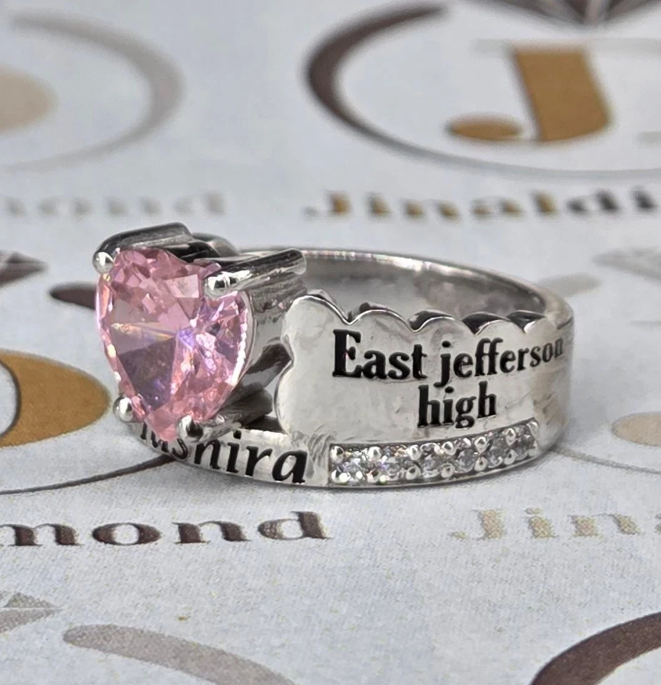 Anillo Personalizado Corazón Rosa Piedras Preciosas Clase Escuela Secundaria Plata 925 Grabado Año Nombre Foto 2 de 4