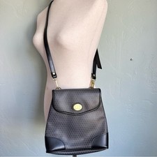 Liz Claiborne Vintage Signature Logo Black Gray Gold Crossbody Handbag