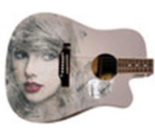Taylor Swift Autographed w Heart! Custom 1/1 "Artistic Elegance" Graphics Guitar