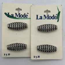 4 Silver Tone Ribbed 1 1/8” Toggle Barrel Buttons Shank 2-2 On Cards Vintage