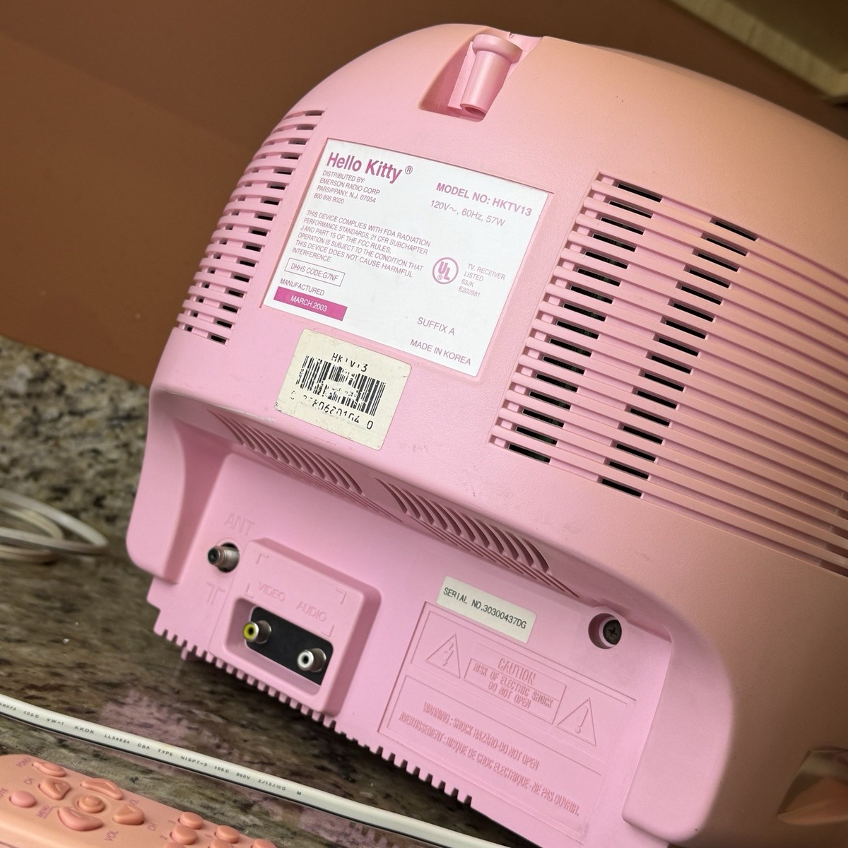 Hello Kitty Pink CRT TV SanrioHKTV13 Hitachi Emerson W Built