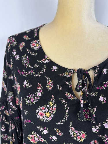 Old Navy Womens L Long Sleeve Pullover Top Black Floral Tie Keyhole Rayon Casual - Picture 2 of 8
