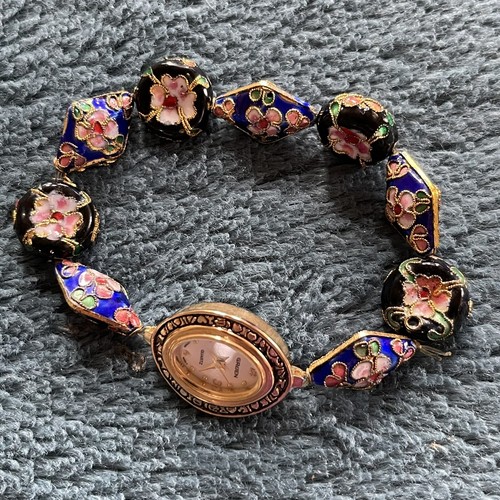 Gruen, Ladies Watch, Vintage, Beaded, One Size Fa Stretch Band, Needs Battery - Picture 5 of 11