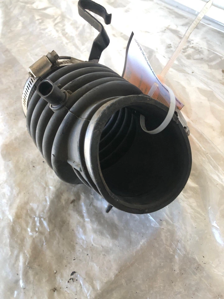 OldsMobile Alero GL 2001 motor admisión de aire tubo resonador manguera pin 24505502 Foto 2 de 4