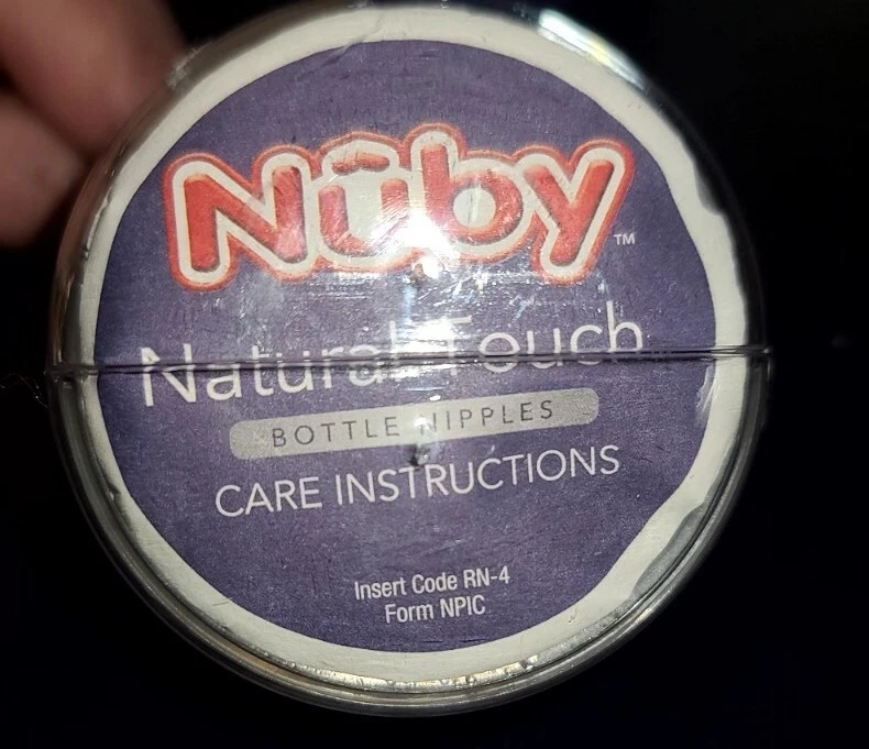 NUBY Natural Touch BOTTLE NIPPLES with Storage Case Fast Flow 6+ months 2 Pack - Image 3 of 3