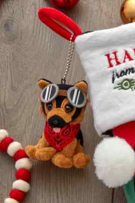 Fallout 4 Dogmeat Keychain Companion Mini Plush Figure Dog