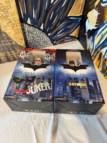 Hot Toys Bust The Dark Knight 1/4 Scale Bust Batman Joker CoZmic Crew Collection - Picture 9 of 9