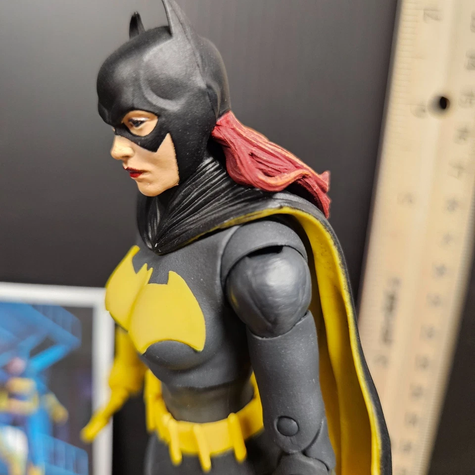 Figura de acción DC Multiverse THREE 3 JOKERS BATGIRL McFarlane 2021 PROPIEDAD DE ADULTOS Foto 4 de 4