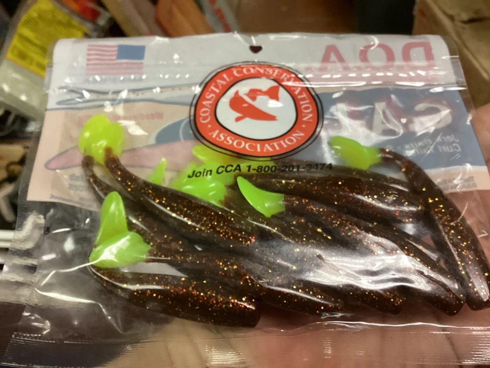 DOA 79351 C.A.L. Cola de sábalo, 4", 1/2 oz, cola de cerveza de raíz/chartreuse, paquete de 6 Foto 2 de 2