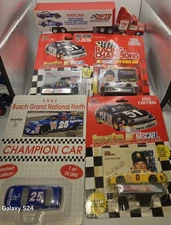 RACING CHAMPIONS 1/64 NASCAR BUSCH NORTH SERIES COLLECTION STEFANIK MCCABE 