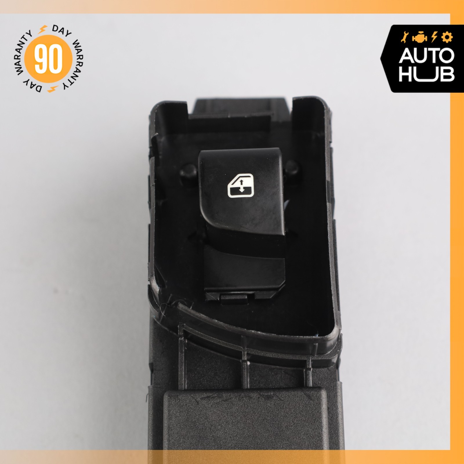 Maserati GranTurismo M145 Convertible Right Window Switch Control 269660 OEM