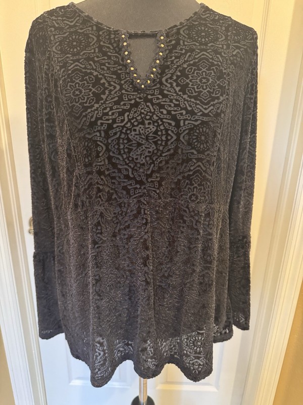 Style & Company Black Velvet Shirt Blouse Bell Sleeves Large Excellent 