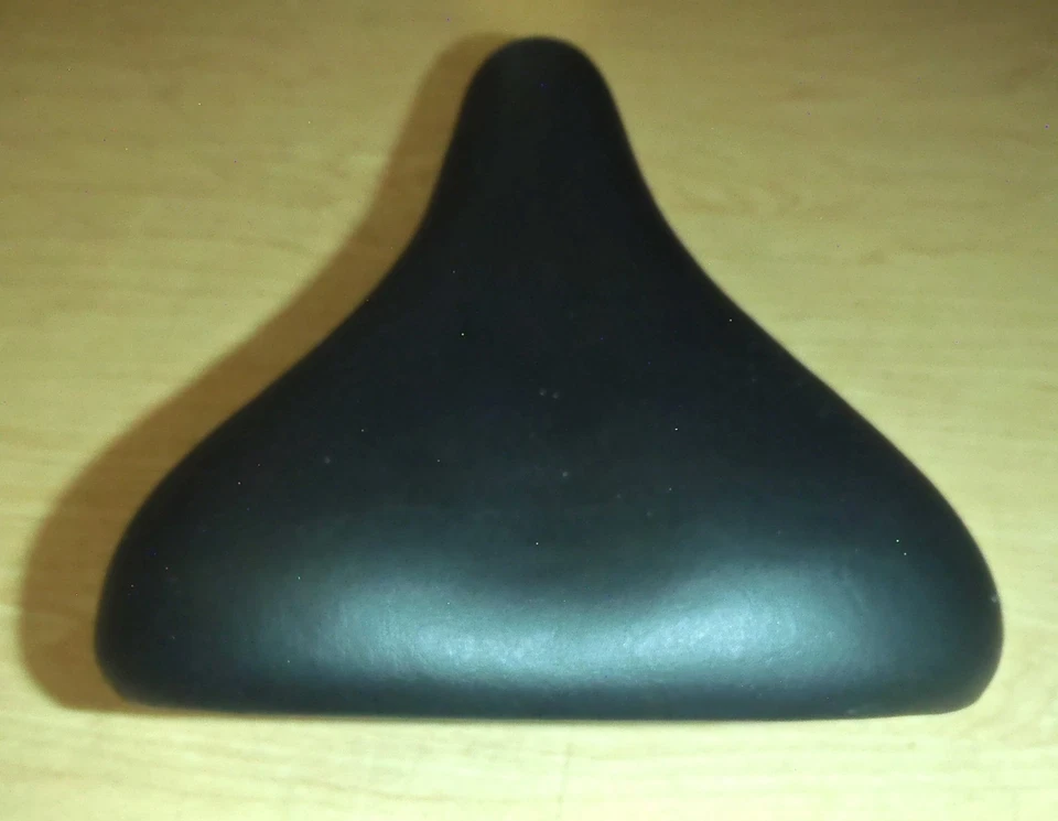 IRON HORSE BLACK BICYCLE SADDLE/SEAT BIKE PARTS 749-30 - Image 3 of 4