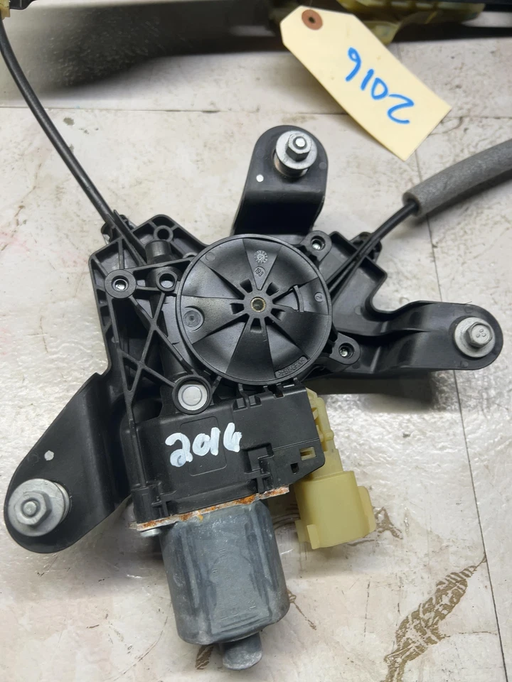 Conjunto de motor y regulador ventana eléctrica trasera derecha pasajero FUSION MKZ 13-20 Foto 2 de 4