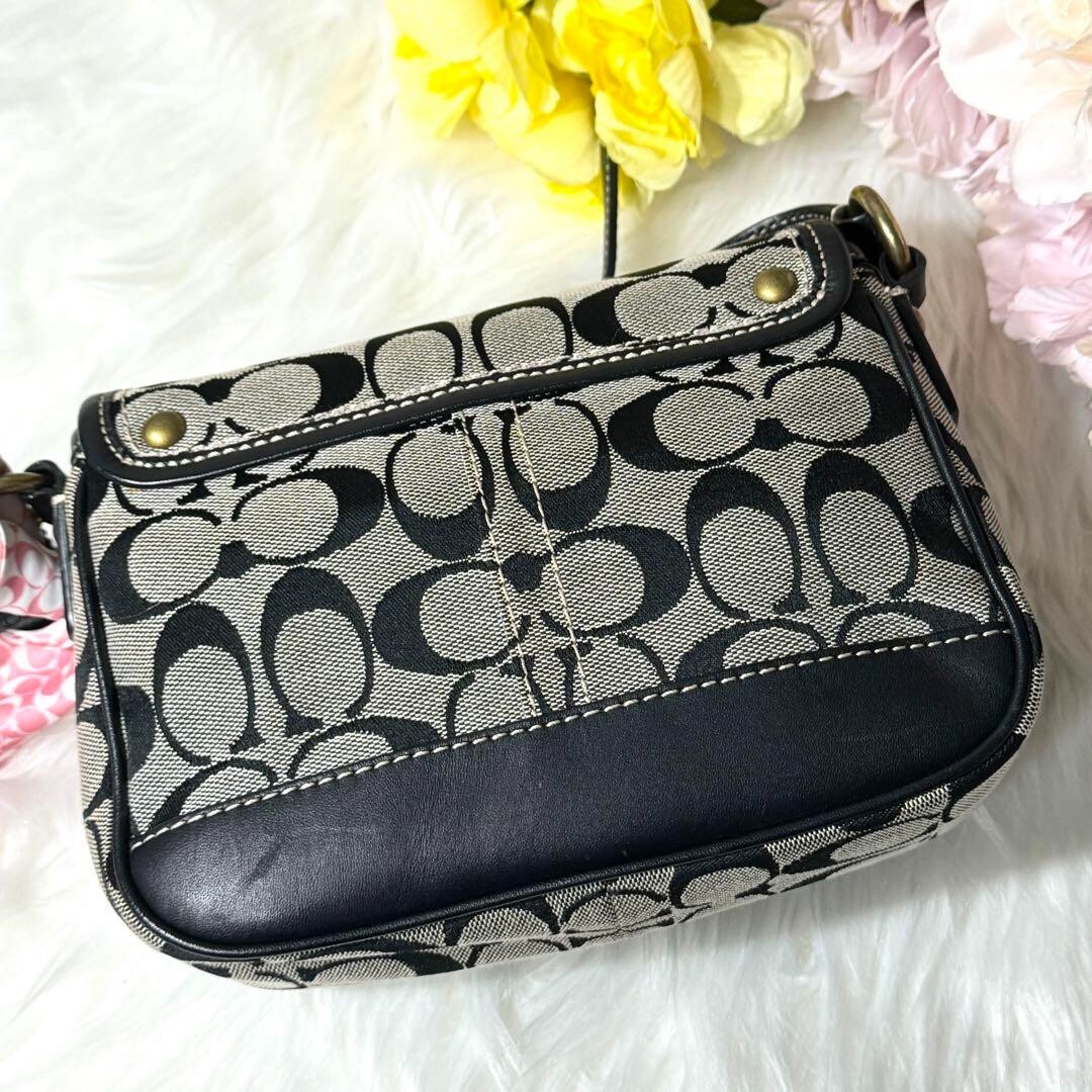 Used COACH Signature Crossbody Bag Shoulder Bag Turnlock w