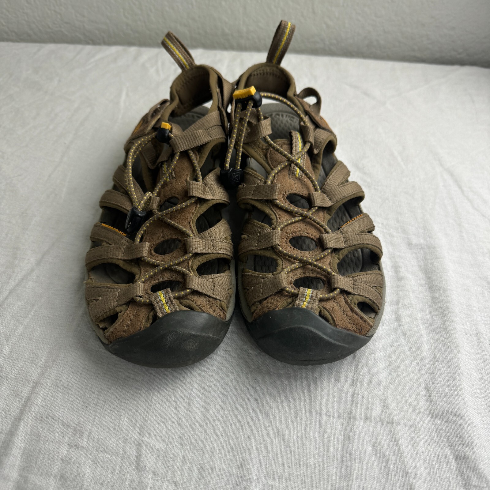 Sandali Keen Whisper donna US 7 marrone grigio impermeabili scarpe da trekking atletiche