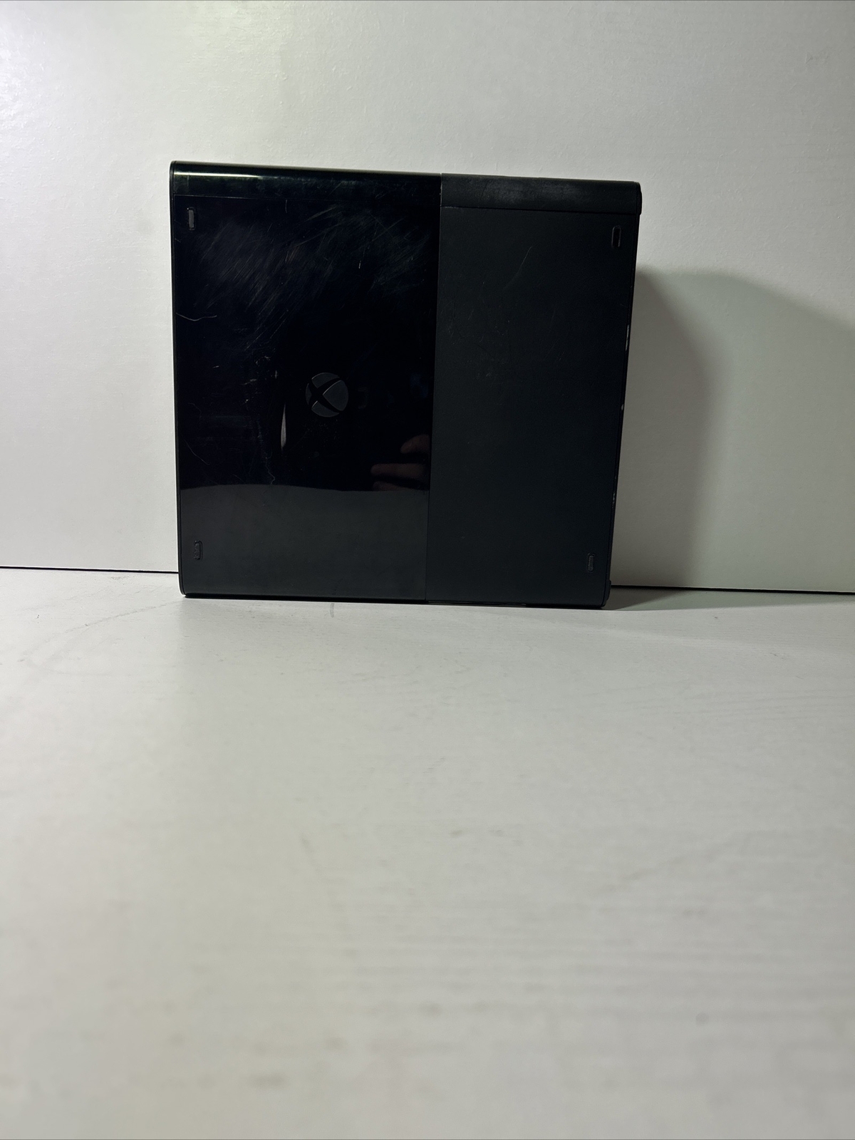 Microsoft Xbox 360 E Console Model 1538 Console/Power Cord/ 2