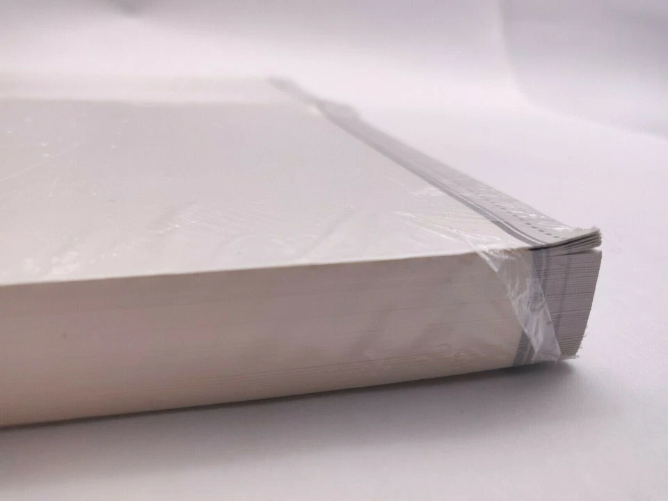 100 Sheets Messenger Bi-Fold Greeting Card Paper - Light Ivory - 8.5" x 11" - Image 4 of 4