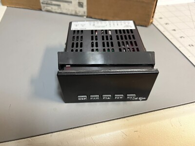 Red Lion paxc0000   Digital Display box