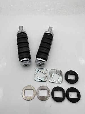 Suzuki VS 700 Fußrasten Vorne Footpeg Front R+L #22956