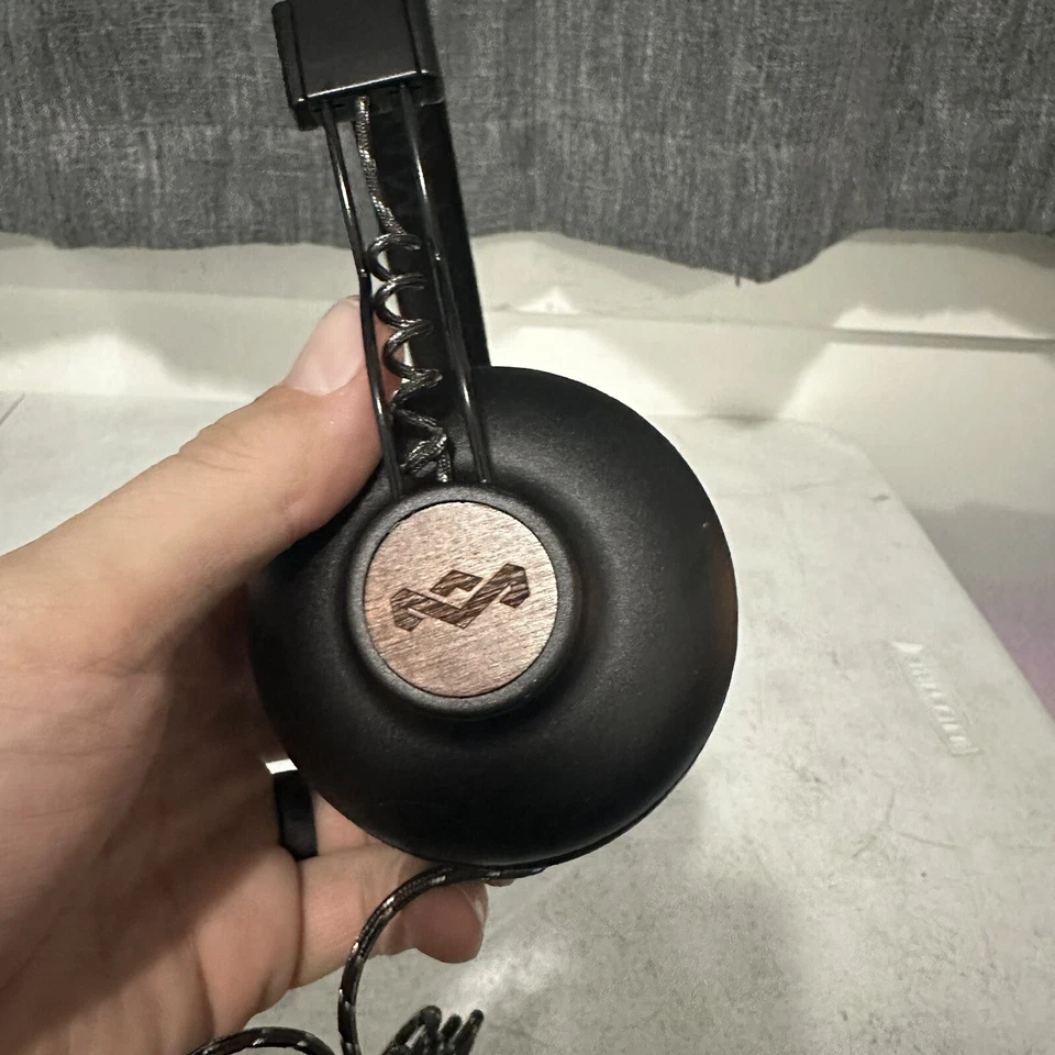 Bob Marley House Of Marley Bluetooth Headphones - Image 3 of 4