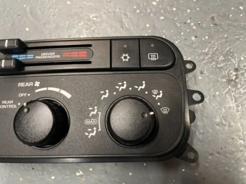 2001-2004 DODGE DURANGO OEM DUAL CLIMATE CONTROL HEATER UNIT 01 02 03 04 2002 - Picture 3 of 5