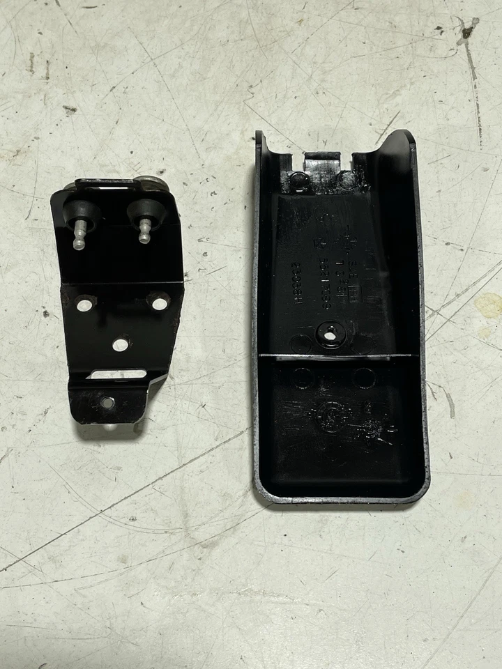 Soporte de neumático de repuesto y tercera luz de freno + cubierta y parachoques 97-06 Jeep TJ Wrangler Foto 4 de 4