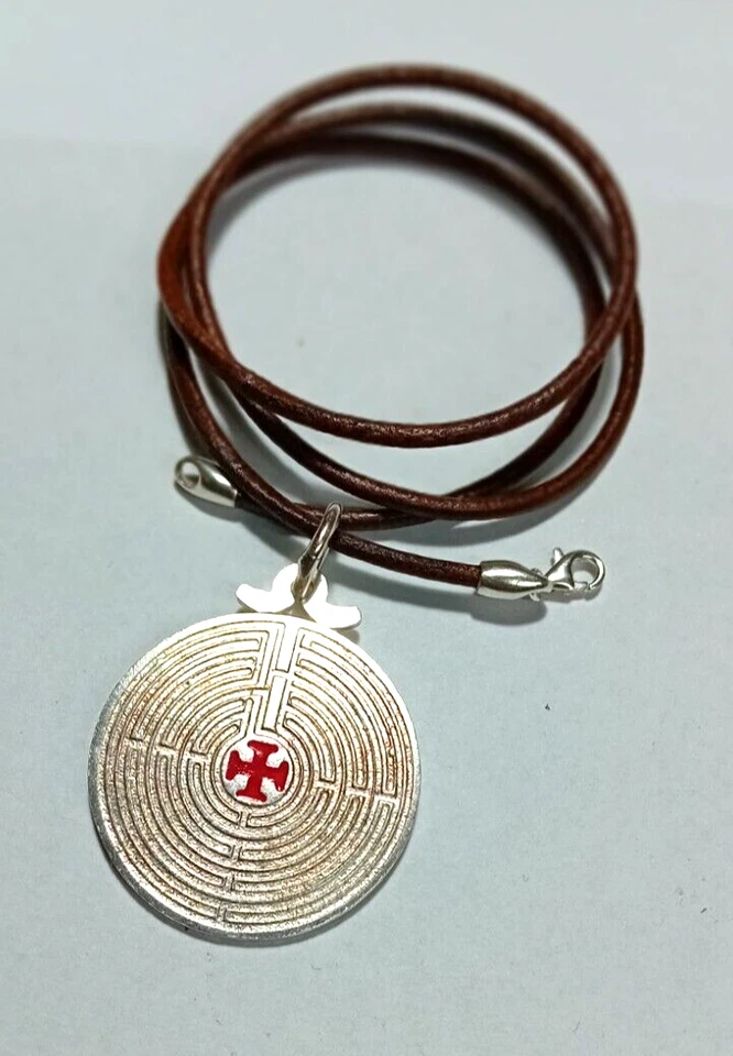  CIONDOLO LABIRINTO TEMPLARI IN ARGENTO 925°°° LAVORAZIONE ARTIGIANA - Immagine 2 di 4