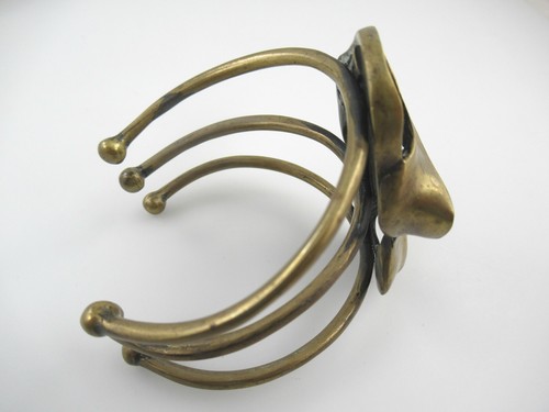 Signed MANIAMANIA Brass Modernist Cuff Bracelet - Picture 11 of 11