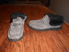 Hey Dude Britt Boho womens shoes size 8 / EU 39 Cookies Cream slip on