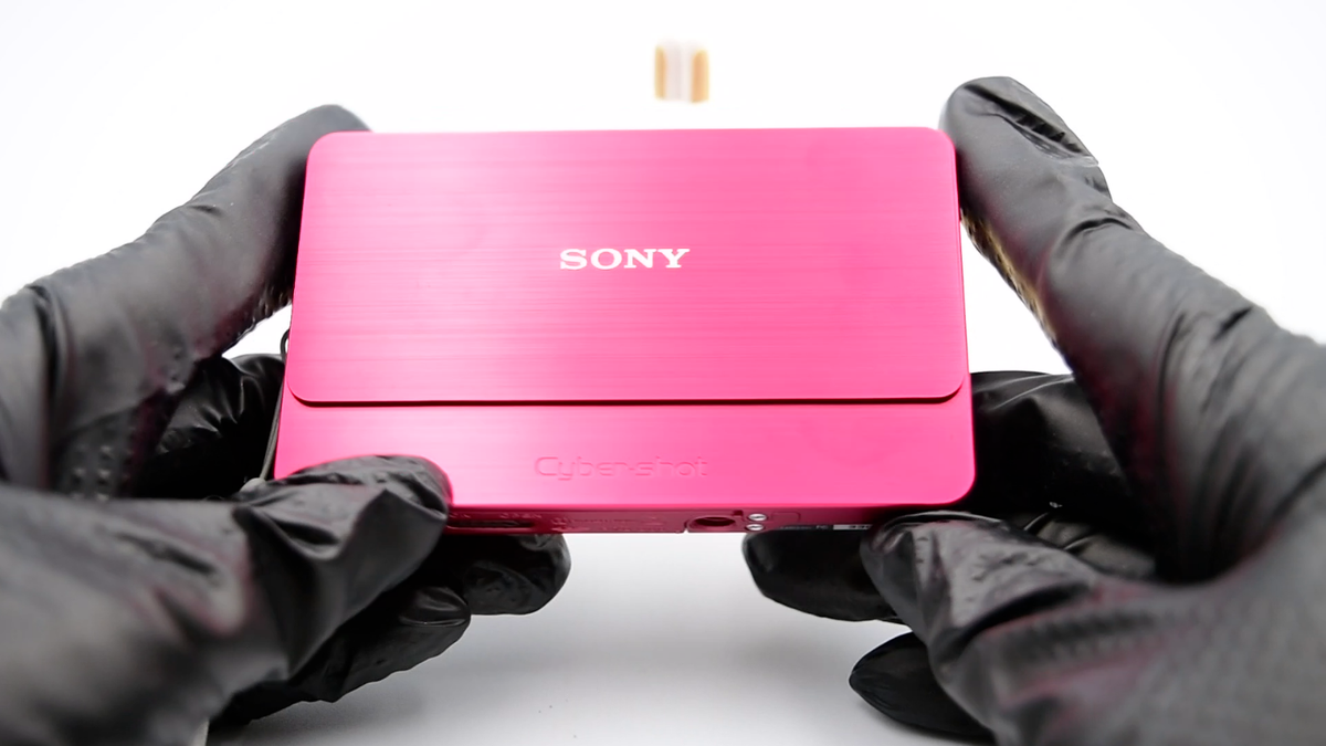 SONY Cyber-Shot サイバーショット DSC-T700 ピンク Buy Sony Cyber-shot DSC-T700 10.1MP Digital Camera - Silver online