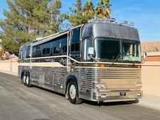 PREVOST CUSTOM MOTORHOME COACH DETROIT DIESEL TAG AXLE CLASS A TOUR BUS