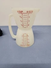 Vintage 1970s Tupperware 2 Cup Wet/Dry Pour Spout Measuring Cup