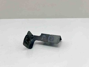 BMW 7 F01, F02 Kotflügelhalter vorne rechts 4.40 Petrol 2014 31893804