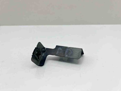 BMW 7 F01, F02 Kotflügelhalter vorne rechts 4.40 Petrol 2014 31893804