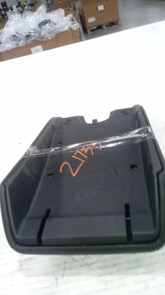 2015 INFINITI Q40 Center Console Gray LID OEM Used 84000 Miles NJ25-21735 - Изображение 2 из 3