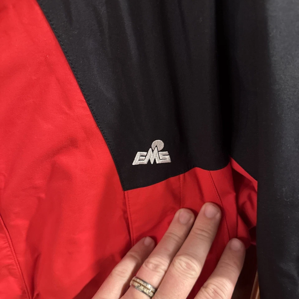 Eastern Mountain Sports EMS Mens Medium Gore-Tex Red Hooded Zip Jacket Red Black - Image 2 of 4