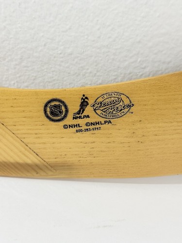 Phoenix Coyotes NHL 1996-1997 Inaugural Season hockey stick blade #415 of 1997 - Picture 8 of 12