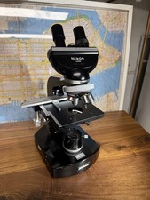 Nikon série S noir avec microscope à base éclairée KT SKT fabriqué au Japon